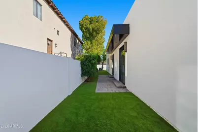 3106 N Valencia Lane, Phoenix, AZ 85018 - Photo 42