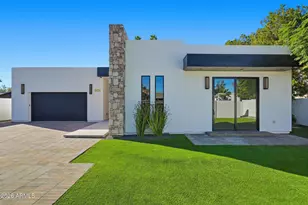 3106 N Valencia Ln, Phoenix, AZ 85018 - Photo 2