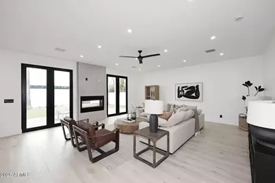 3106 N Valencia Lane, Phoenix, AZ 85018 - Photo 10