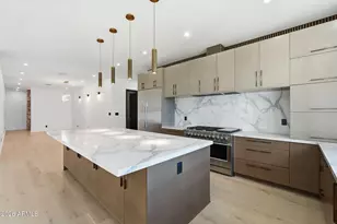 3106 N Valencia Ln, Phoenix, AZ 85018 - Photo 18