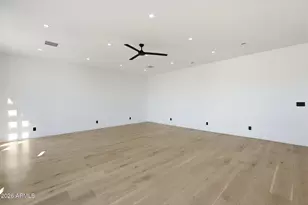 3106 N Valencia Ln, Phoenix, AZ 85018 - Photo 34