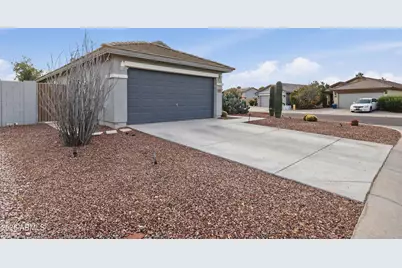 2013 W Prospector Way, San Tan Valley, AZ 85144 - Photo 1
