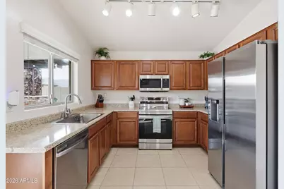 2013 W Prospector Way, San Tan Valley, AZ 85144 - Photo 10