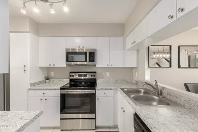 1718 S Longmore Street #34, Mesa, AZ 85202 - Photo 2