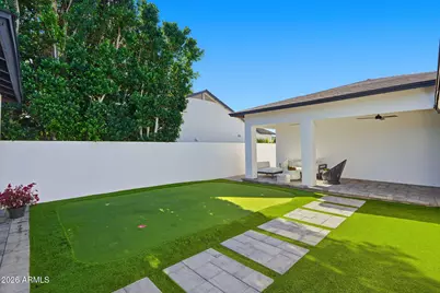 3901 E Weldon Avenue, Phoenix, AZ 85018 - Photo 22