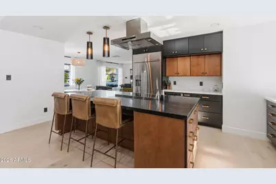 3901 E Weldon Avenue, Phoenix, AZ 85018 - Photo 6