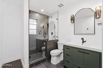 3901 E Weldon Avenue, Phoenix, AZ 85018 - Photo 18