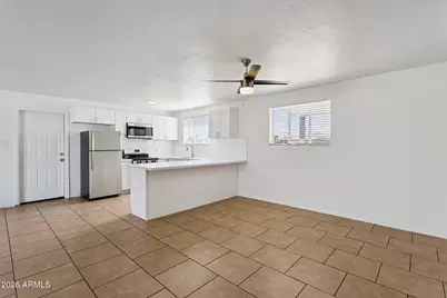 5662 W Mariposa Street, Phoenix, AZ 85031 - Photo 10