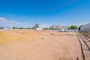 15908 E Vaughn Ave, Gilbert, AZ 85234 - Photo 88