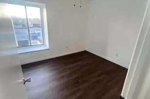 8426 N 34th Dr, Phoenix, AZ 85051 - Photo 2