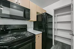 3065 N 67th Ave, Phoenix, AZ 85033 - Photo 10