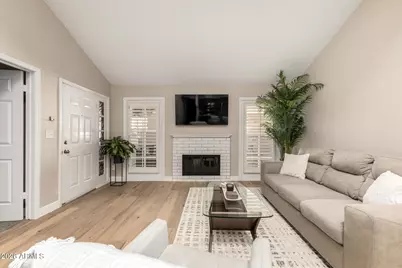 3535 W Monte Cristo Avenue #108, Phoenix, AZ 85053 - Photo 2