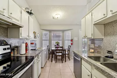 10096 N 63rd Avenue, Glendale, AZ 85302 - Photo 12