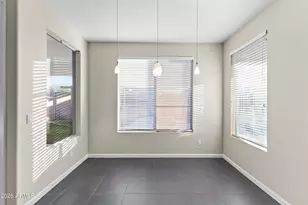 6207 W Wikieup Ln, Glendale, AZ 85308 - Photo 6