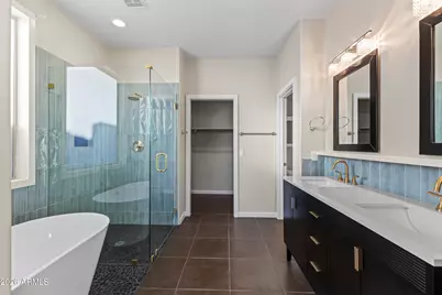 6207 W Wikieup Lane, Glendale, AZ 85308 - Photo 10