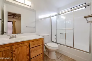 8940 W Olive Ave, Peoria, AZ 85345 - Photo 18