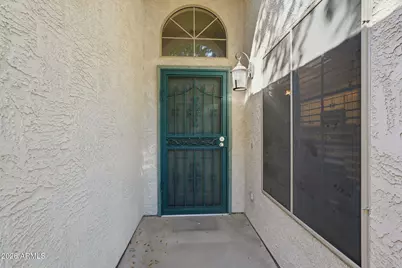 2412 E Rosemonte Drive, Phoenix, AZ 85050 - Photo 4