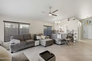 2412 E Rosemonte Dr, Phoenix, AZ 85050 - Photo 12