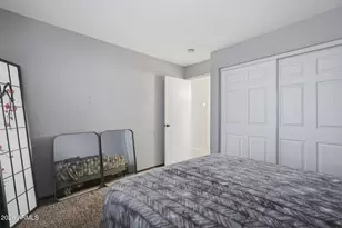 2412 E Rosemonte Dr, Phoenix, AZ 85050 - Photo 10