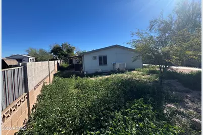 847 S Warner Drive, Apache Junction, AZ 85120 - Photo 1