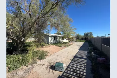 847 S Warner Drive, Apache Junction, AZ 85120 - Photo 6