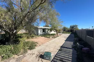 847 S Warner Dr, Apache Junction, AZ 85120 - Photo 6