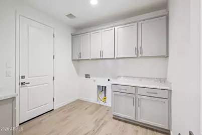 7938 W Griswold Road, Peoria, AZ 85345 - Photo 28