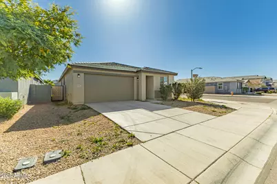 35991 W San Clemente Avenue, Maricopa, AZ 85138 - Photo 2