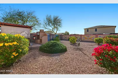 273 W Hawthorne Drive, Casa Grande, AZ 85122 - Photo 6