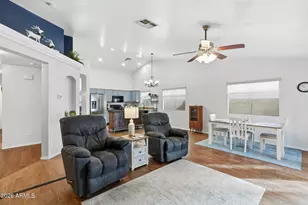 273 W Hawthorne Dr, Casa Grande, AZ 85122 - Photo 16