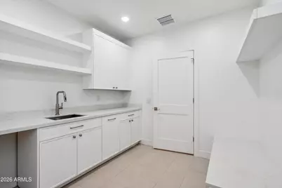 5533 E Earll Drive, Phoenix, AZ 85018 - Photo 14