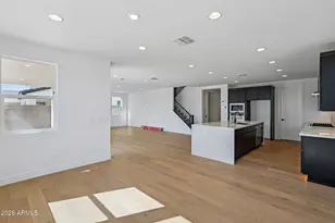 7945 W Griswold Rd, Peoria, AZ 85345 - Photo 18