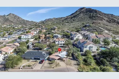 9025 N 14th Place, Phoenix, AZ 85020 - Photo 2