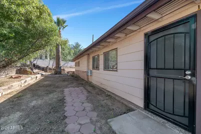 9025 N 14th Place, Phoenix, AZ 85020 - Photo 34
