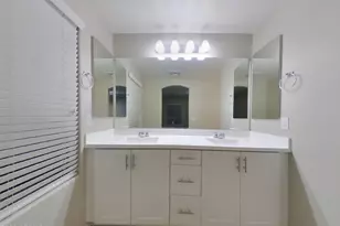 12564 W Hummingbird Terrace, Peoria, AZ 85383 - Photo 10