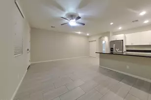 12564 W Hummingbird Terrace, Peoria, AZ 85383 - Photo 2