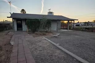 504 N Roosevelt Ave, Casa Grande, AZ 85122 - Photo 2