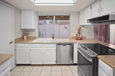 18225 N 45th Avenue, Glendale, AZ 85308 - Photo 8