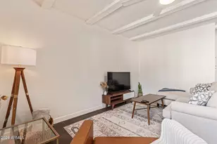 1002 E Osborn Rd, Phoenix, AZ 85014 - Photo 4