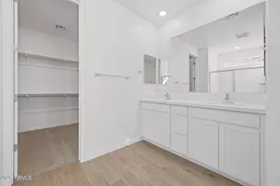 17308 W Saguaro Vis Dr, Surprise, AZ 85387 - Photo 10