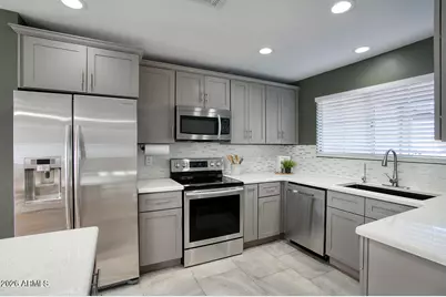 4511 W Sandra Terrace, Glendale, AZ 85306 - Photo 6