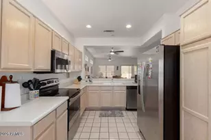 17108 N Estrella Vista Dr, Surprise, AZ 85374 - Photo 6