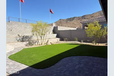 10223 S 20th Lane, Phoenix, AZ 85041 - Photo 30