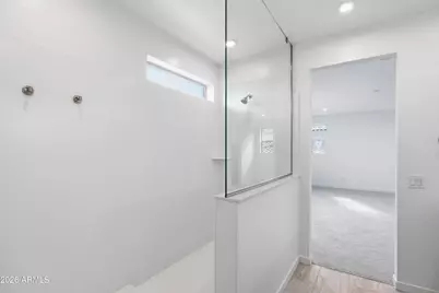 10223 S 20th Lane, Phoenix, AZ 85041 - Photo 18