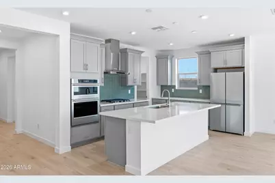 10223 S 20th Lane, Phoenix, AZ 85041 - Photo 4