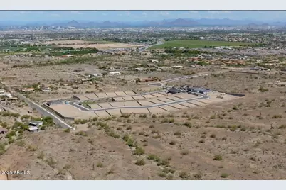 10223 S 20th Lane, Phoenix, AZ 85041 - Photo 36