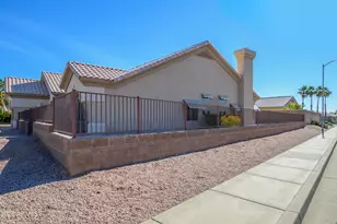 14229 W Robertson Dr, Sun City West, AZ 85375 - Photo 4