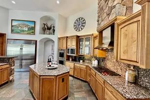 11488 E Chama Rd, Scottsdale, AZ 85255 - Photo 10