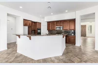 15468 W Coolidge Street, Goodyear, AZ 85395 - Photo 12