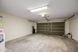 858 E Monterey St, Chandler, AZ 85225 - Photo 22